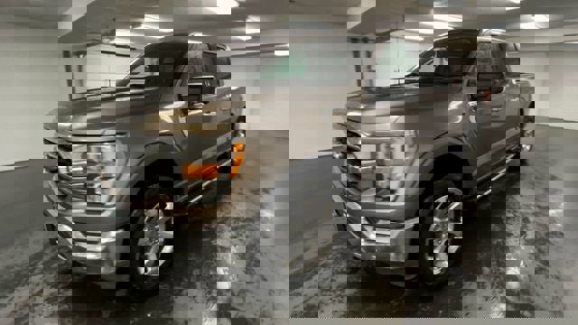 Used 2022 Ford F150 XLT w/ Equipment Group 302A High image 4