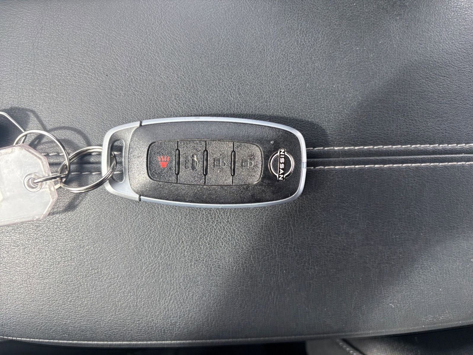 Used 2025 Nissan Sentra SV image 22