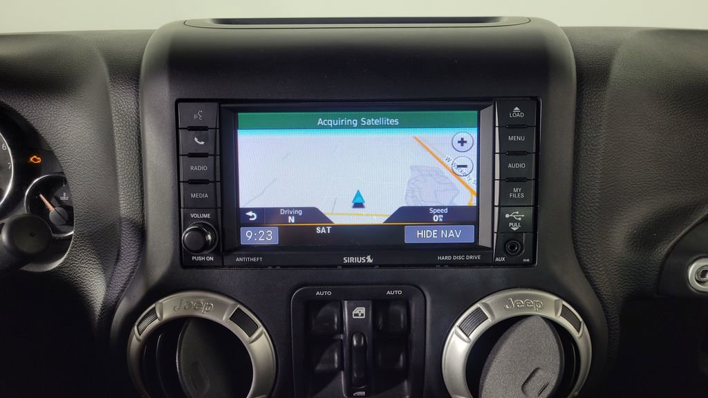 Used 2018 Jeep Wrangler Unlimited Sahara image 20