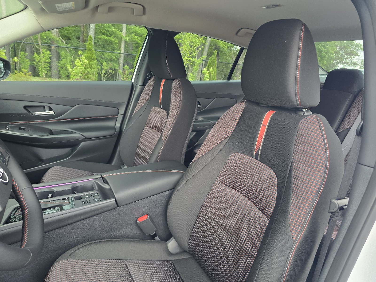 New 2026 Nissan Sentra SR w/ Floor Mat Package FWD image 13