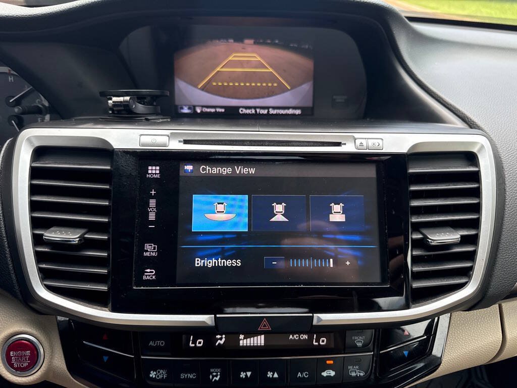 Used 2017 Honda Accord EX-L image 25