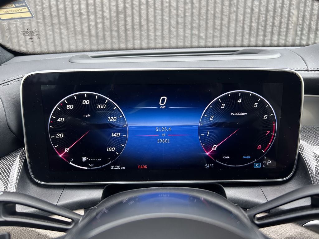 Used 2024 Mercedes-Benz GLC 300 4MATIC image 32
