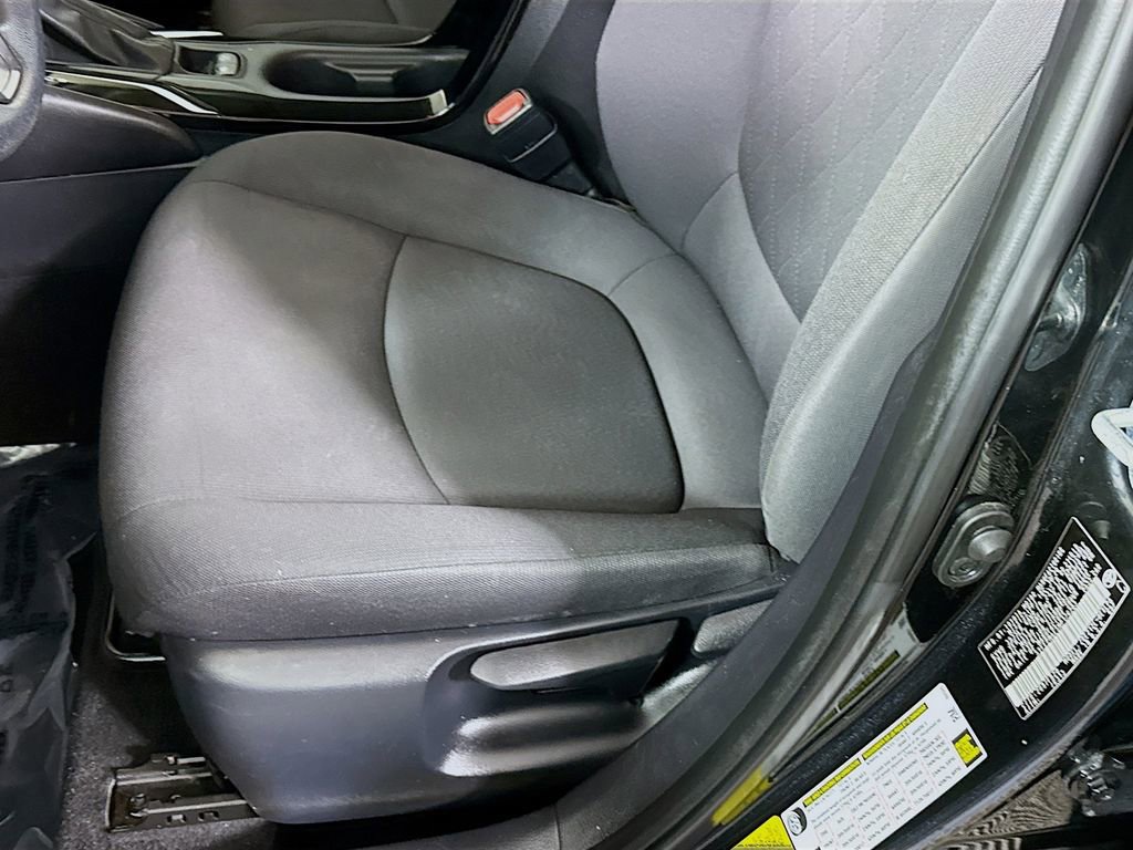 Certified 2021 Toyota Corolla LE FWD image 23