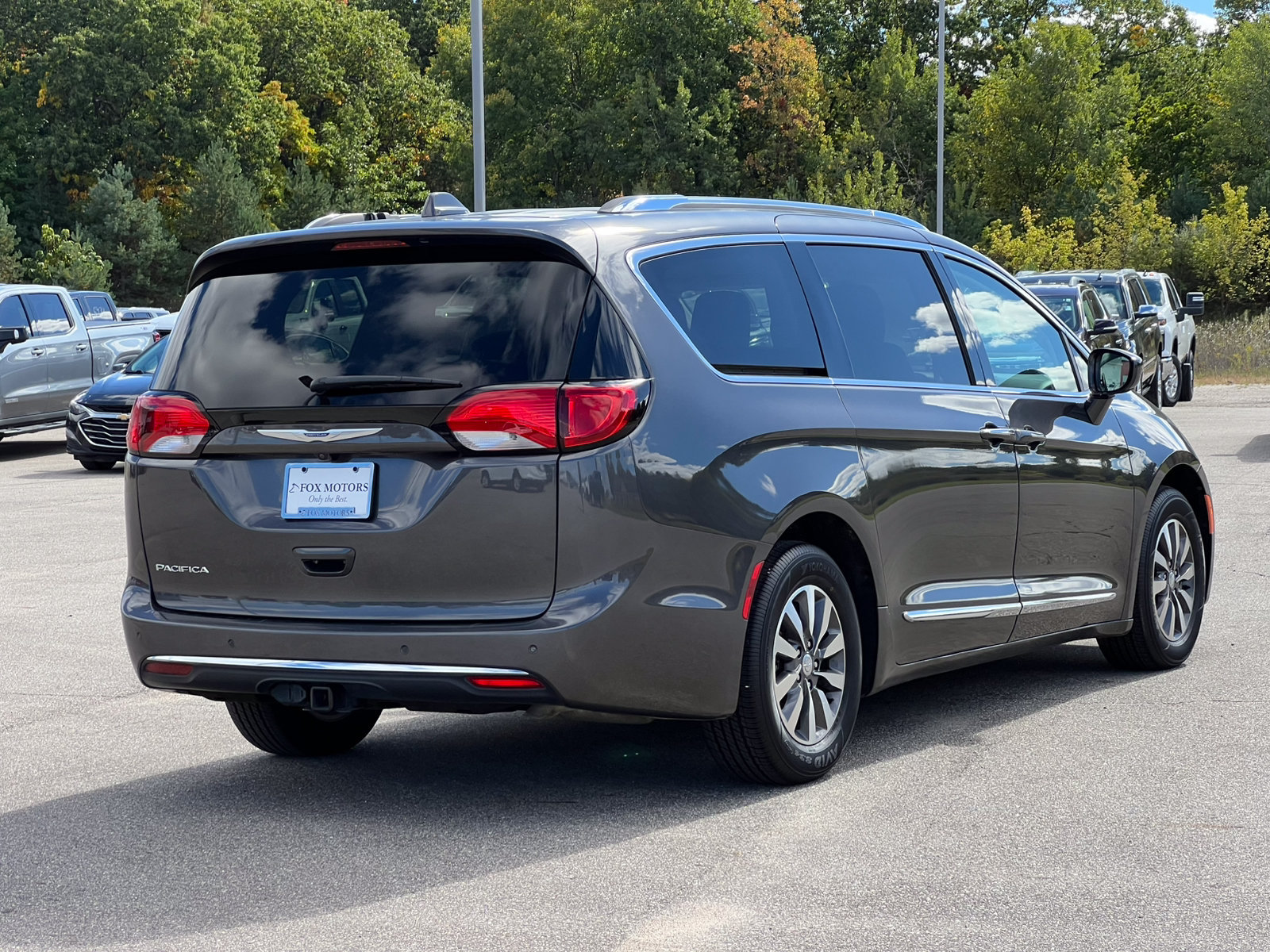 Used 2020 Chrysler Pacifica Touring-L Plus FWD image 14