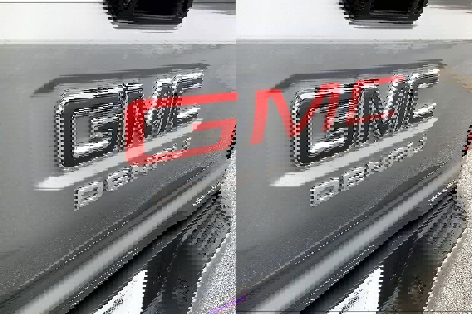 Used 2023 GMC Canyon Denali image 30