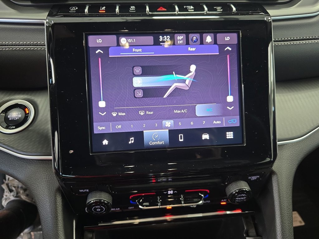 New 2026 Jeep Grand Cherokee L Laredo AWD/4WD image 22
