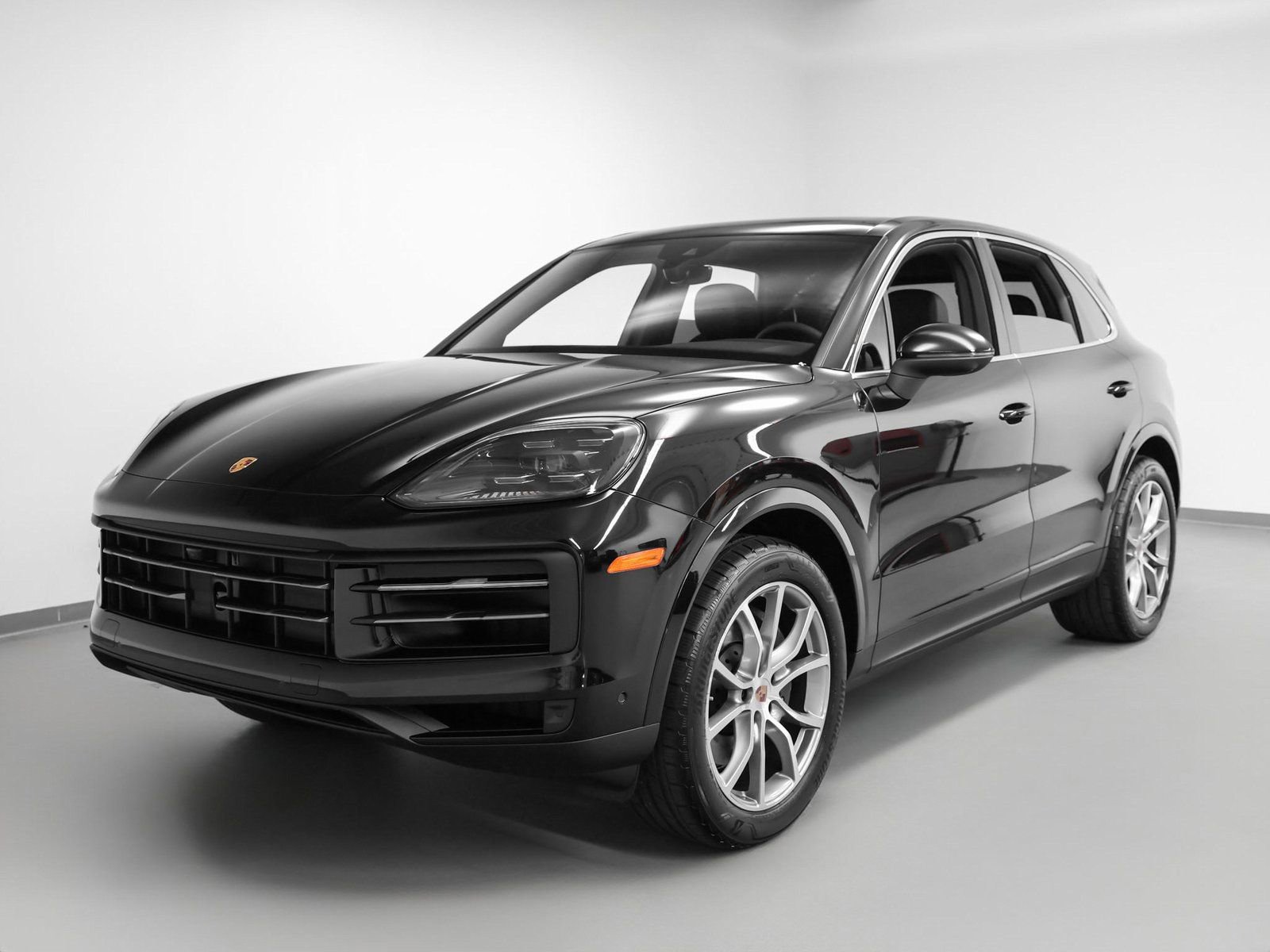 Certified 2025 Porsche Cayenne image 6
