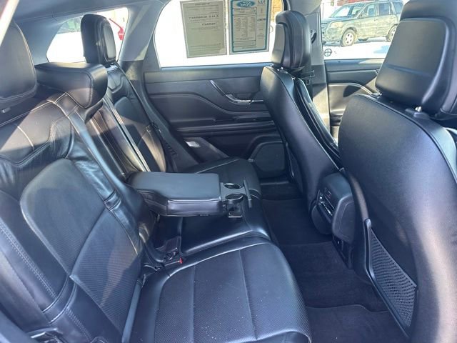 Used 2020 Lincoln Corsair Reserve w/ Elements Package image 17