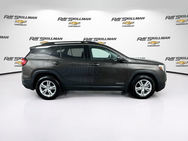 Used 2020 GMC Terrain SLE w/ Driver Convenience Package AWD/4WD image 8