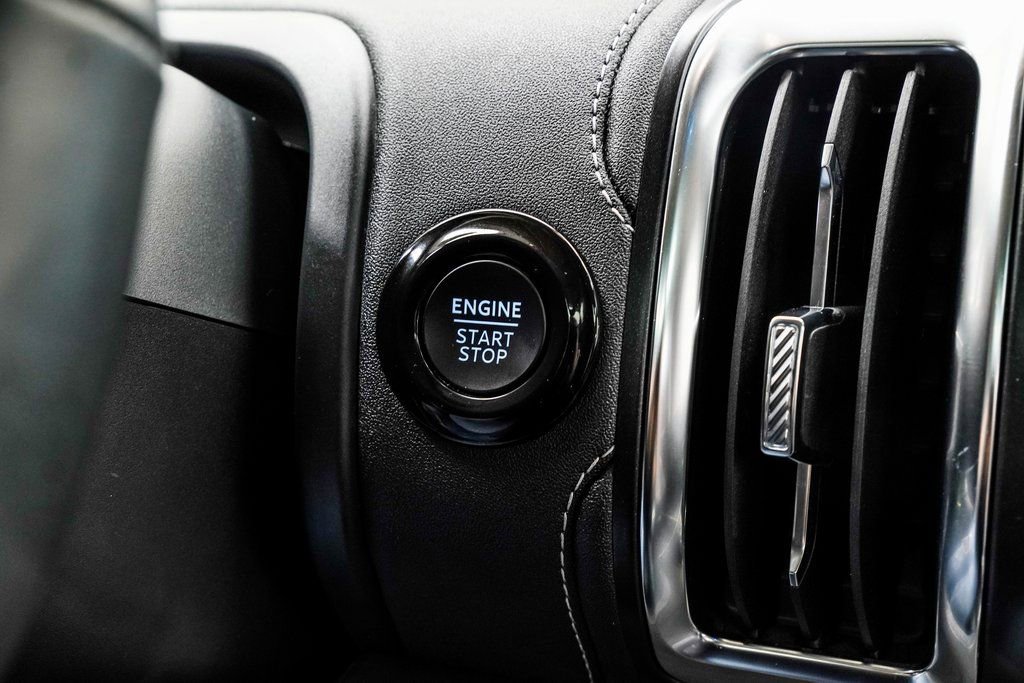 Used 2025 Ford Expedition Platinum image 24