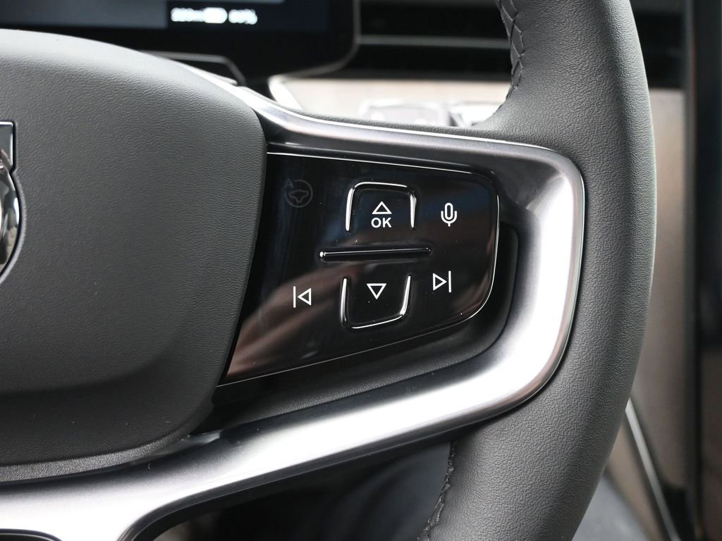 New 2025 Volvo EX90 Ultra image 11