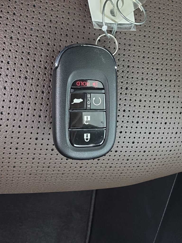 Certified 2024 Honda Pilot Elite image 35