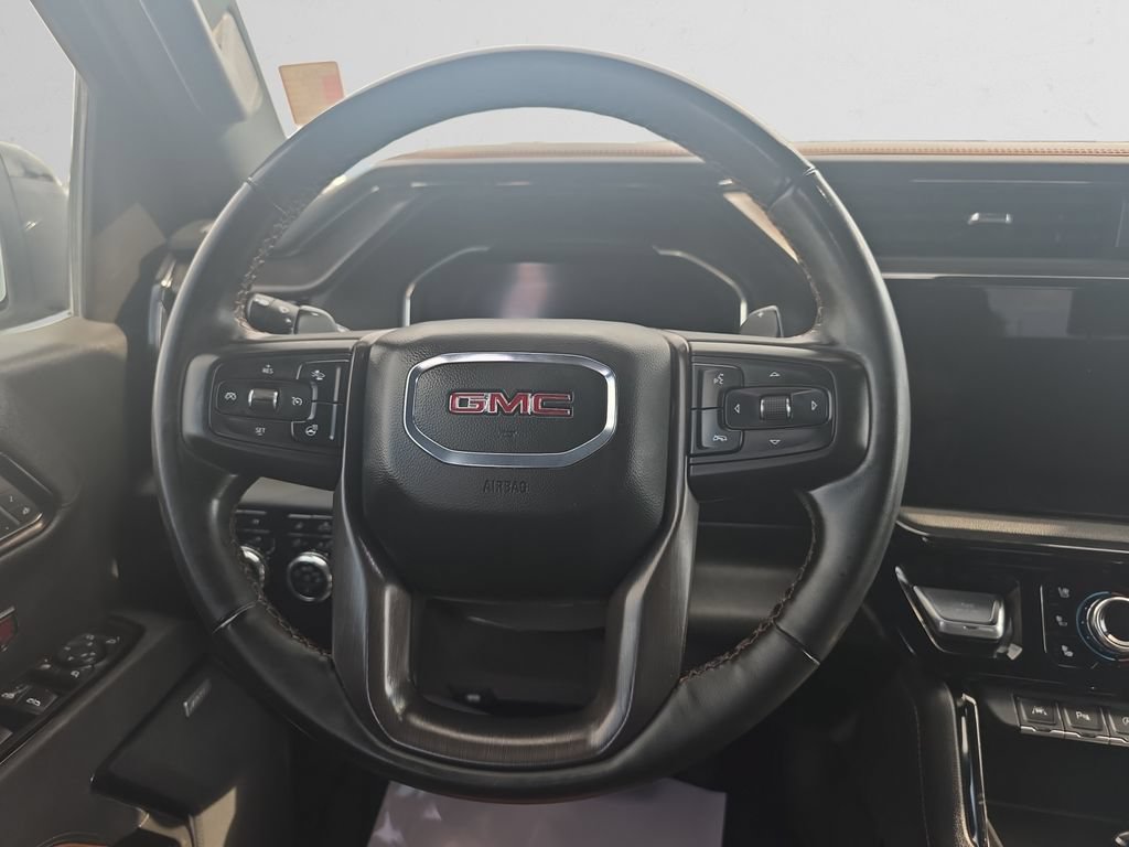 Used 2025 GMC Sierra 1500 AT4 AWD/4WD image 13