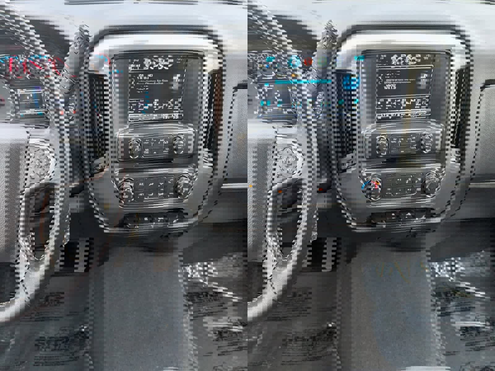 Used 2019 Chevrolet Silverado 1500 LT image 15