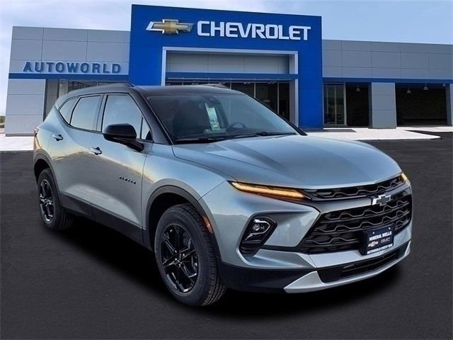 New 2026 GMC Terrain Elevation w/ Black Edition image 1