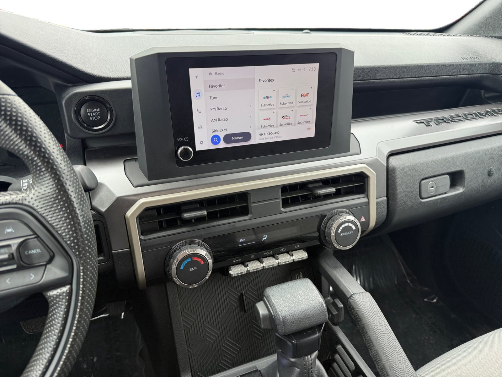 Used 2024 Toyota Tacoma SR5 AWD/4WD image 12