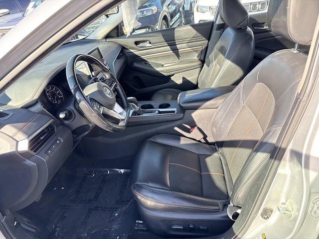 Used 2020 Nissan Altima 2.5 SR w/ Premium Package image 14