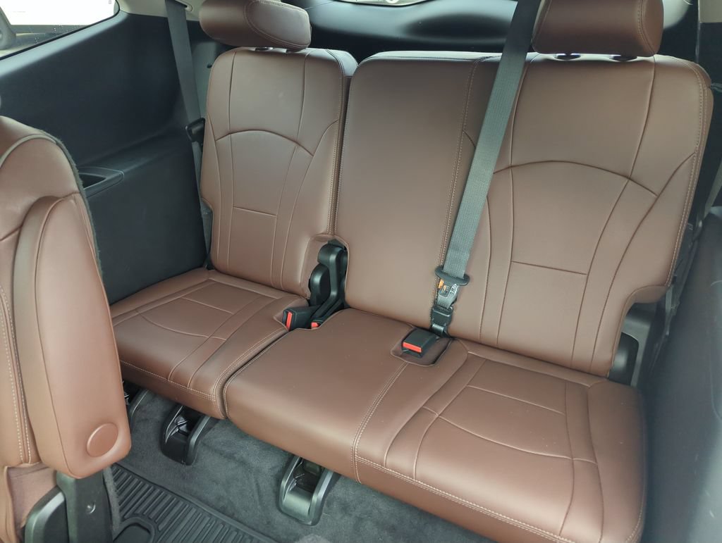 Used 2020 Buick Enclave Avenir w/ LPO, Floor Liner Package FWD image 32