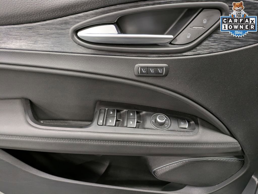 Used 2023 Alfa Romeo Stelvio Sprint image 10
