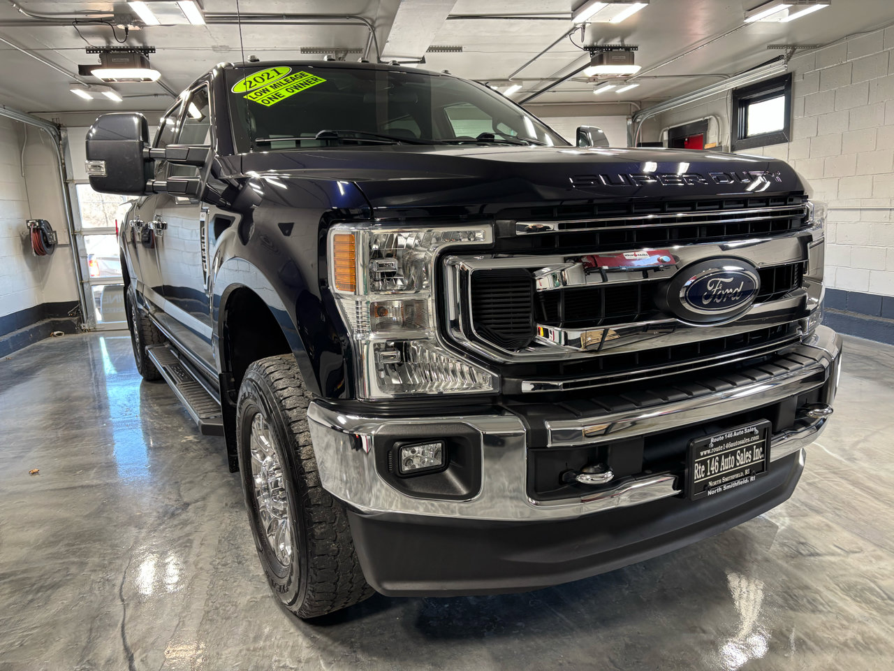 Used 2021 Ford F250 XLT w/ XLT Premium Package image 3