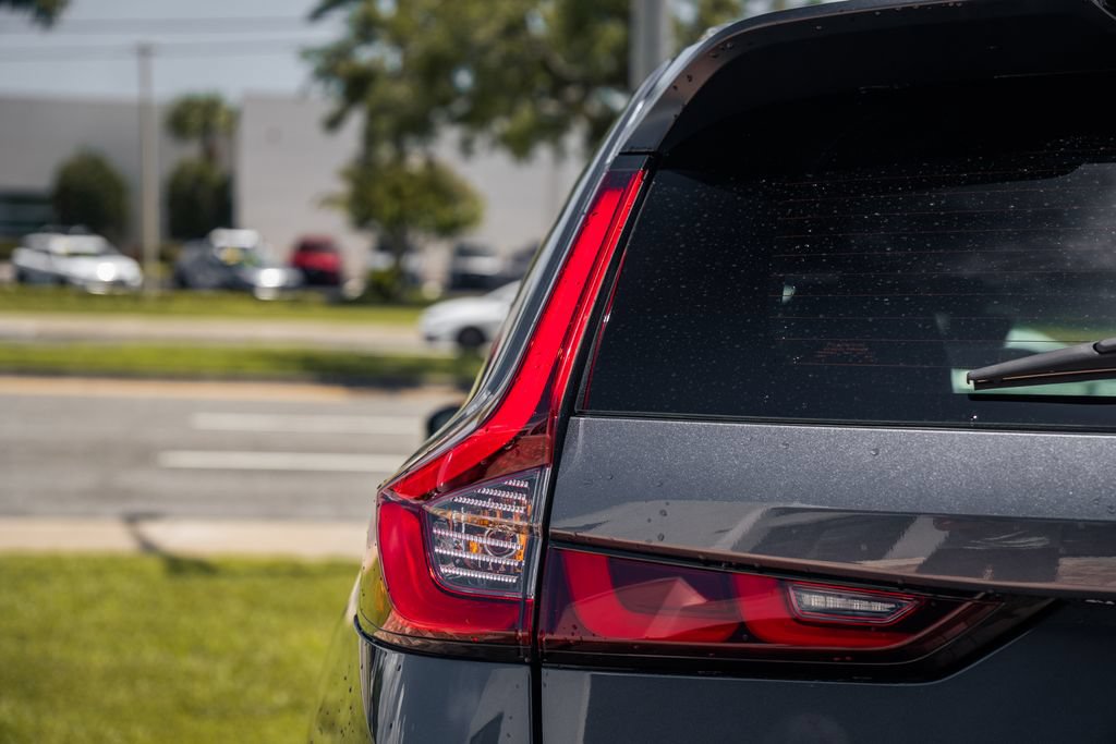 Used 2024 Honda CR-V Sport-L image 11