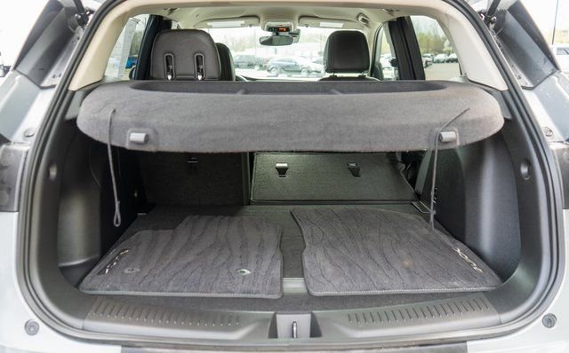 Used 2023 Buick Encore GX Select w/ Safety Package II AWD/4WD image 11