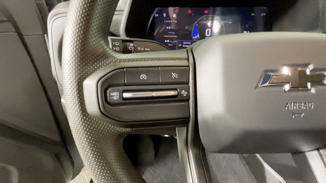 Used 2025 Chevrolet Colorado Trail Boss AWD/4WD image 23