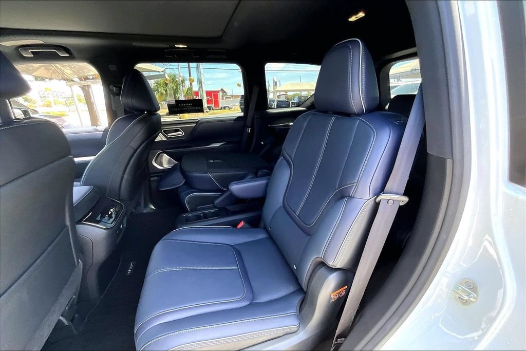 Used 2026 INFINITI QX80 4WD w/ Sport Exterior Package image 35