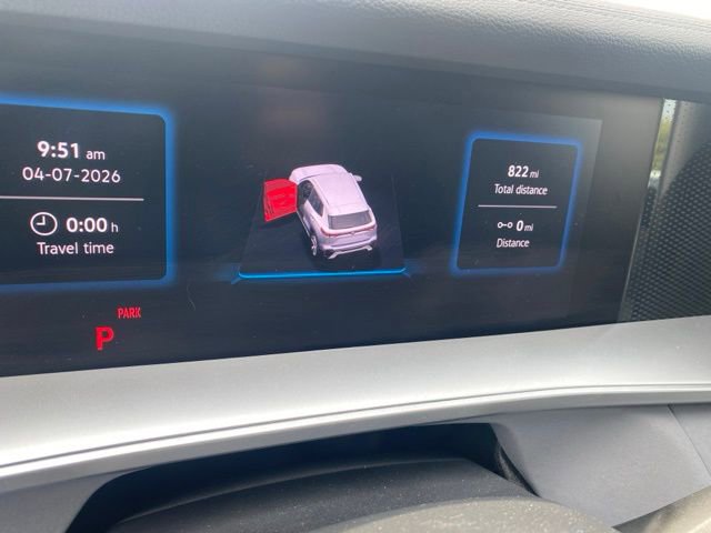 Used 2025 Volkswagen Tiguan SE image 13