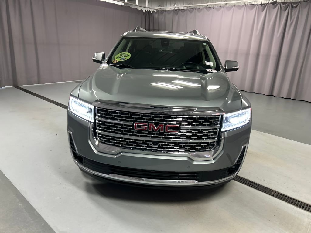 Used 2023 GMC Acadia Denali w/ Denali Ultimate Package image 2