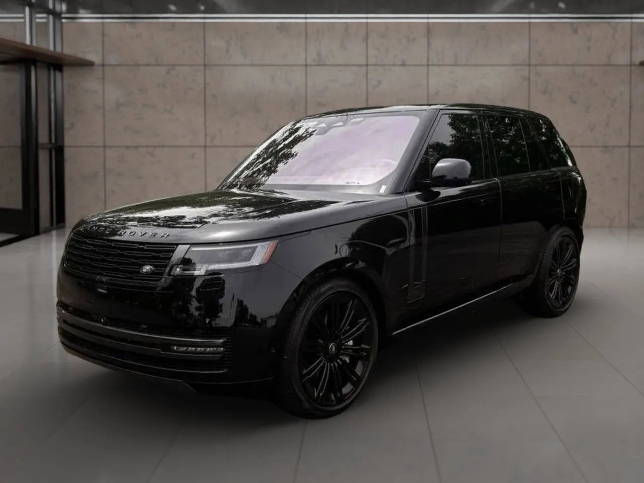 Used 2023 Land Rover Range Rover SE image 4