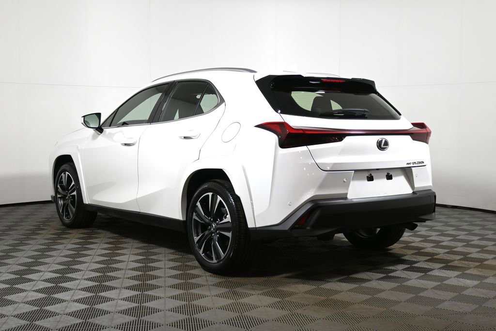 Used 2024 Lexus UX 250h AWD w/ Premium Package image 5