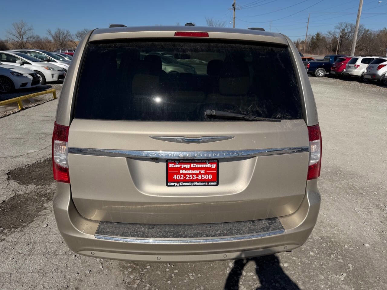Used 2013 Chrysler Town & Country Touring-L w/ Driver Convenience Group FWD image 4