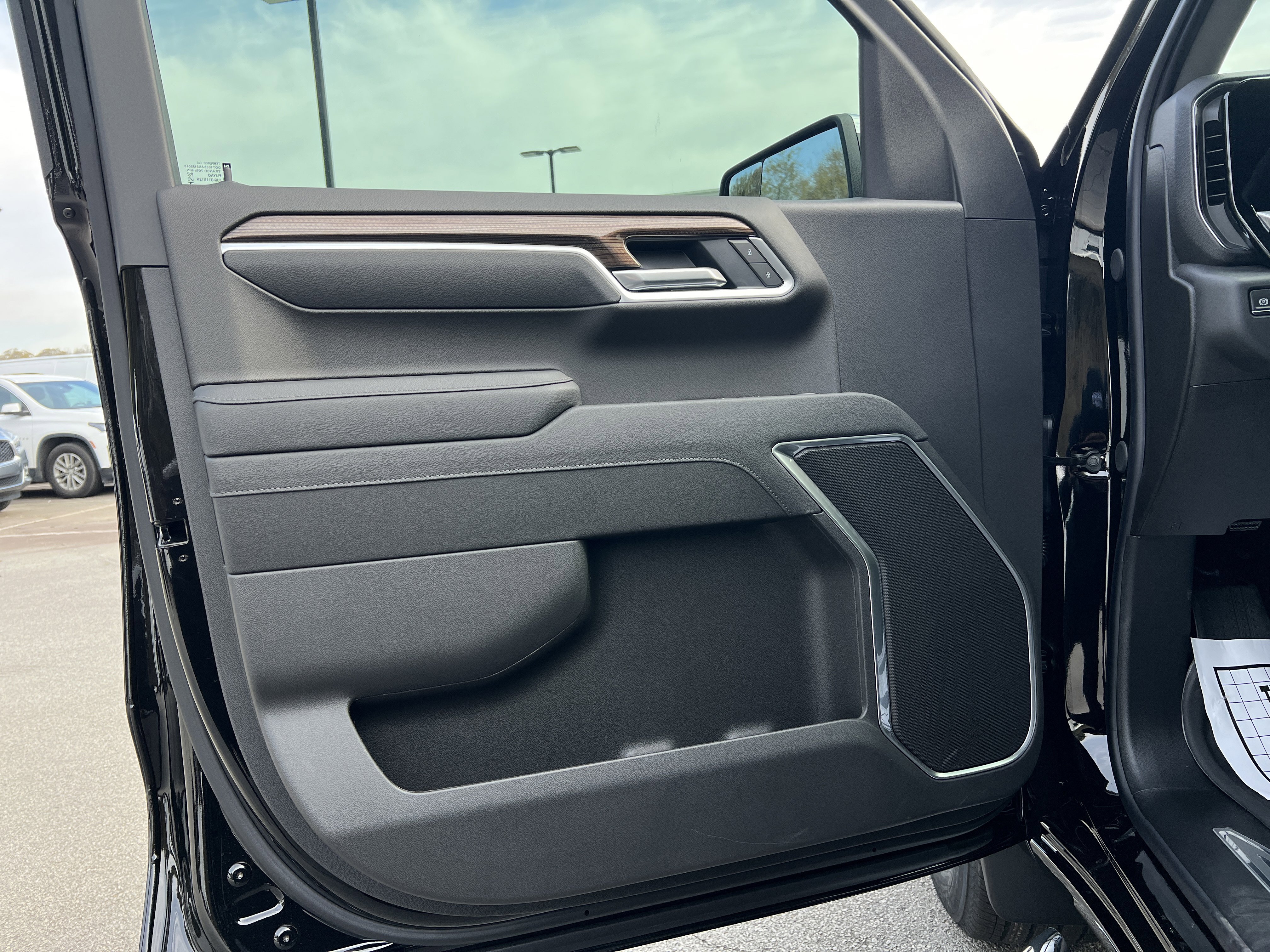 New 2026 Chevrolet Silverado 1500 LT w/ LPO, Dark Essentials Package image 15