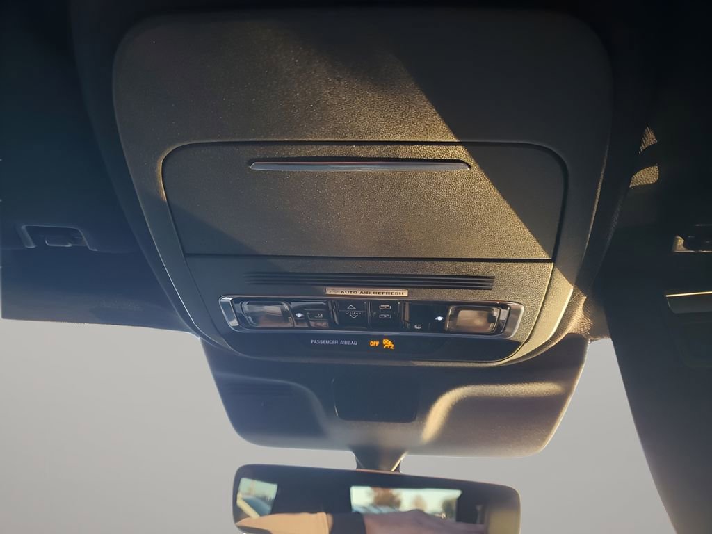 Used 2025 Lincoln Navigator L Reserve w/ Jet Appearance Package image 41