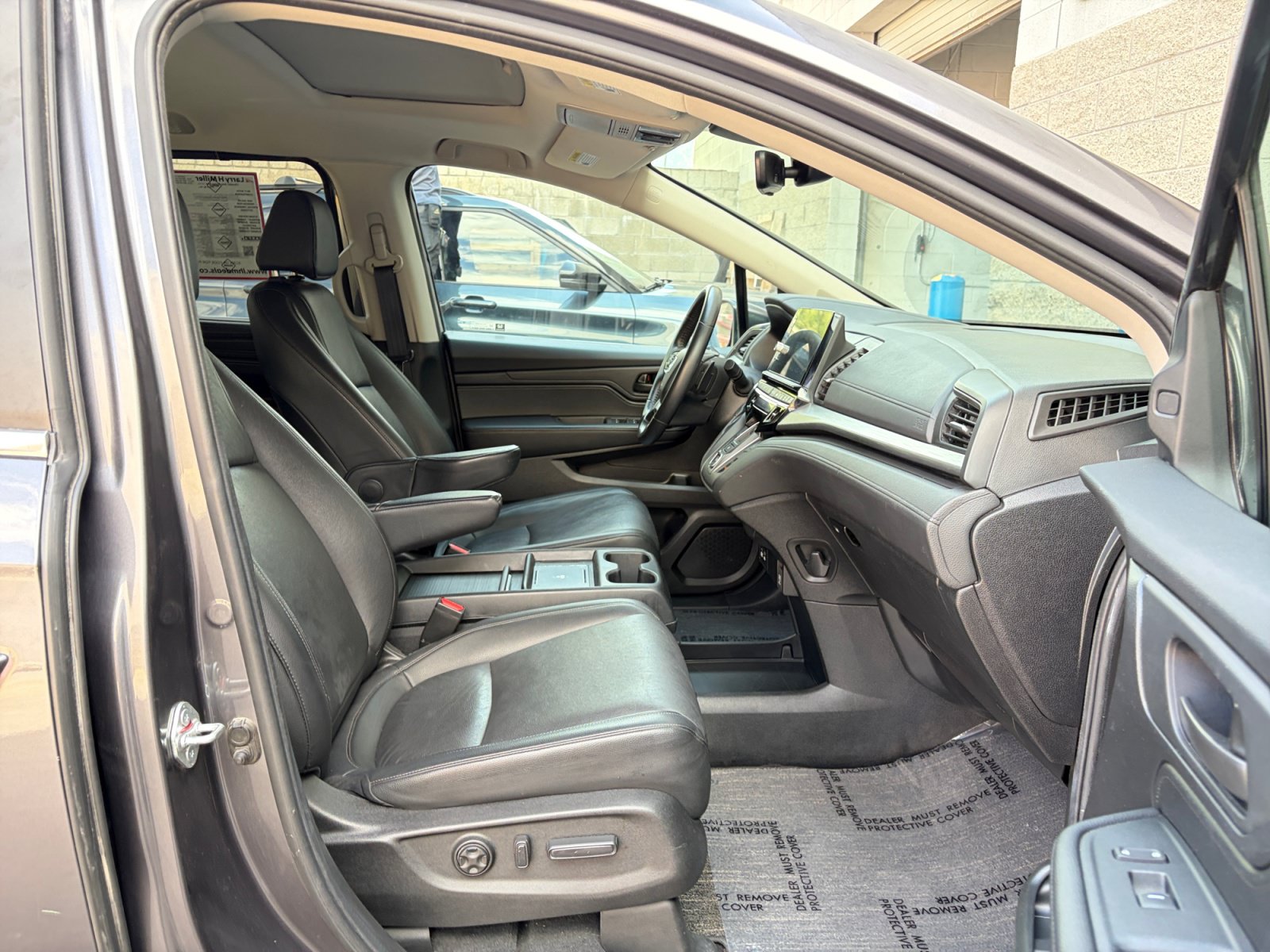 Used 2025 Honda Odyssey EX-L image 28