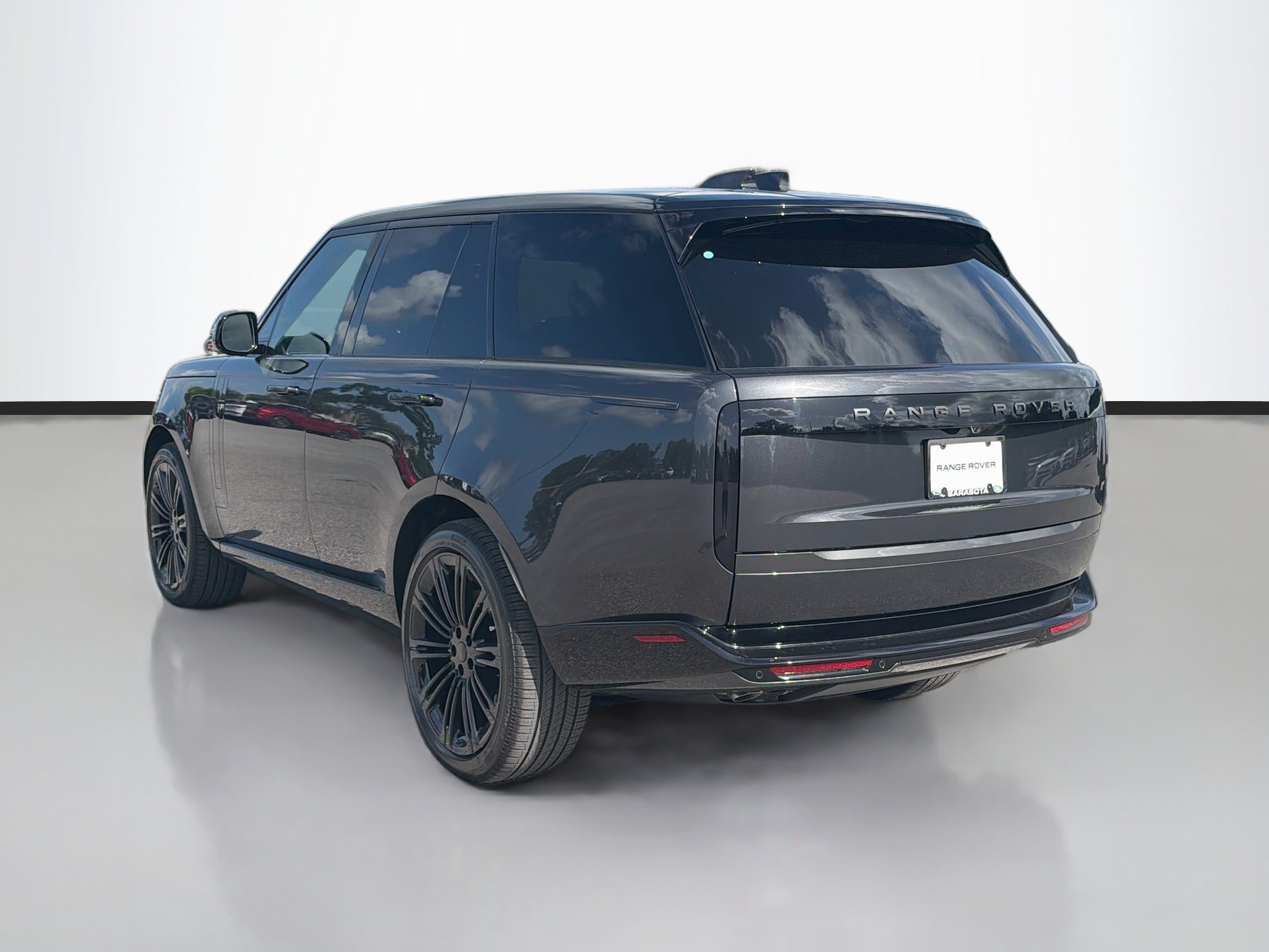 New 2026 Land Rover Range Rover SE AWD/4WD image 3