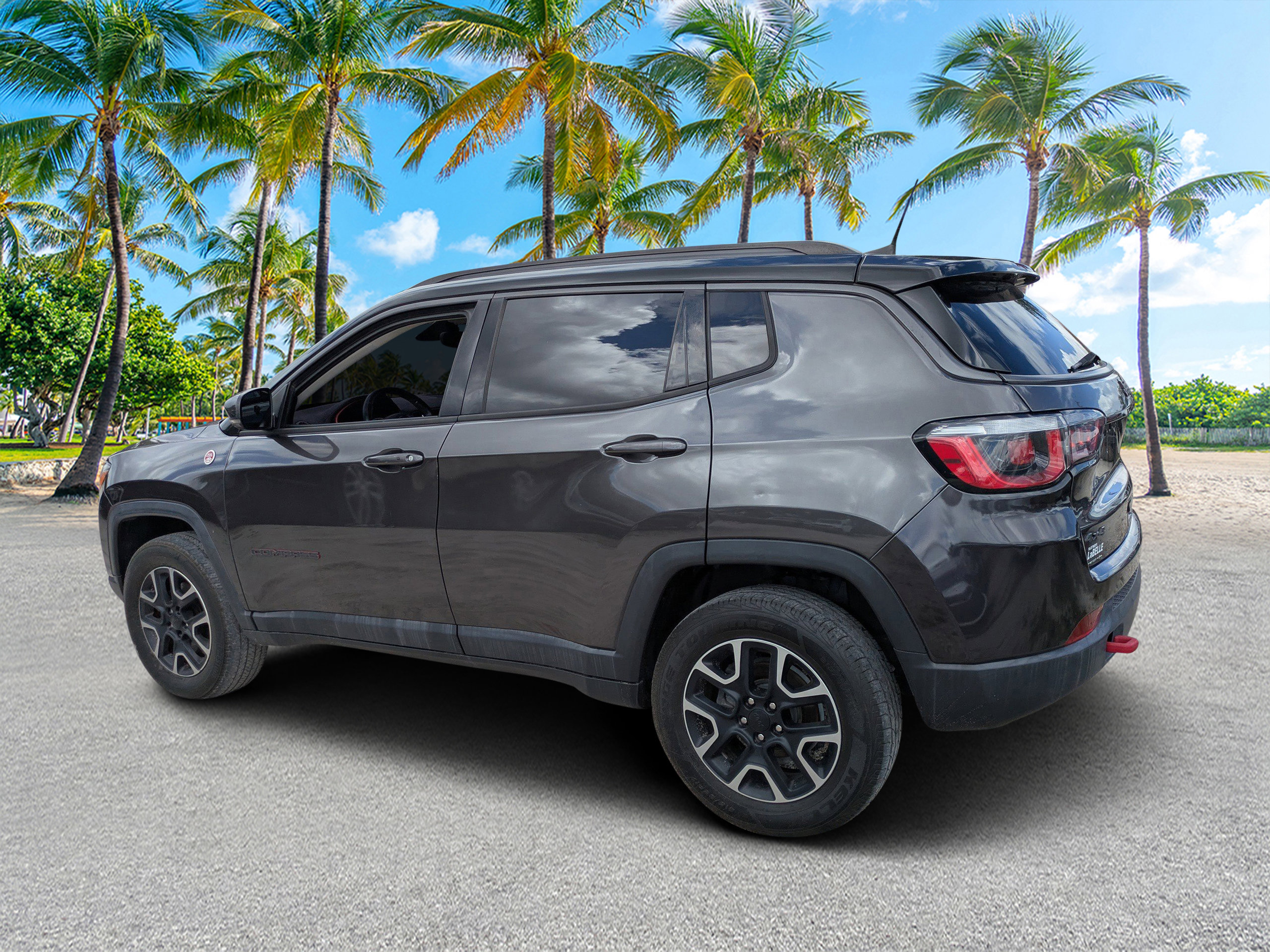 Used 2019 Jeep Compass Trailhawk AWD/4WD image 5