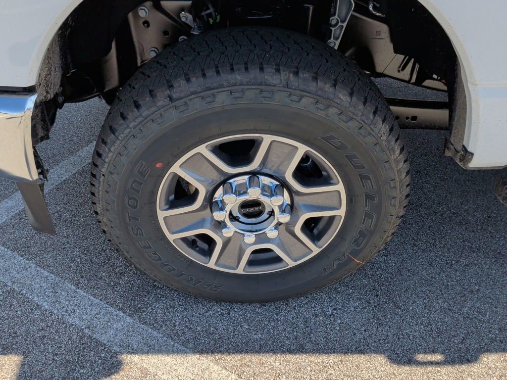 New 2026 Ford F250 Lariat w/ Lariat Premium Package image 49