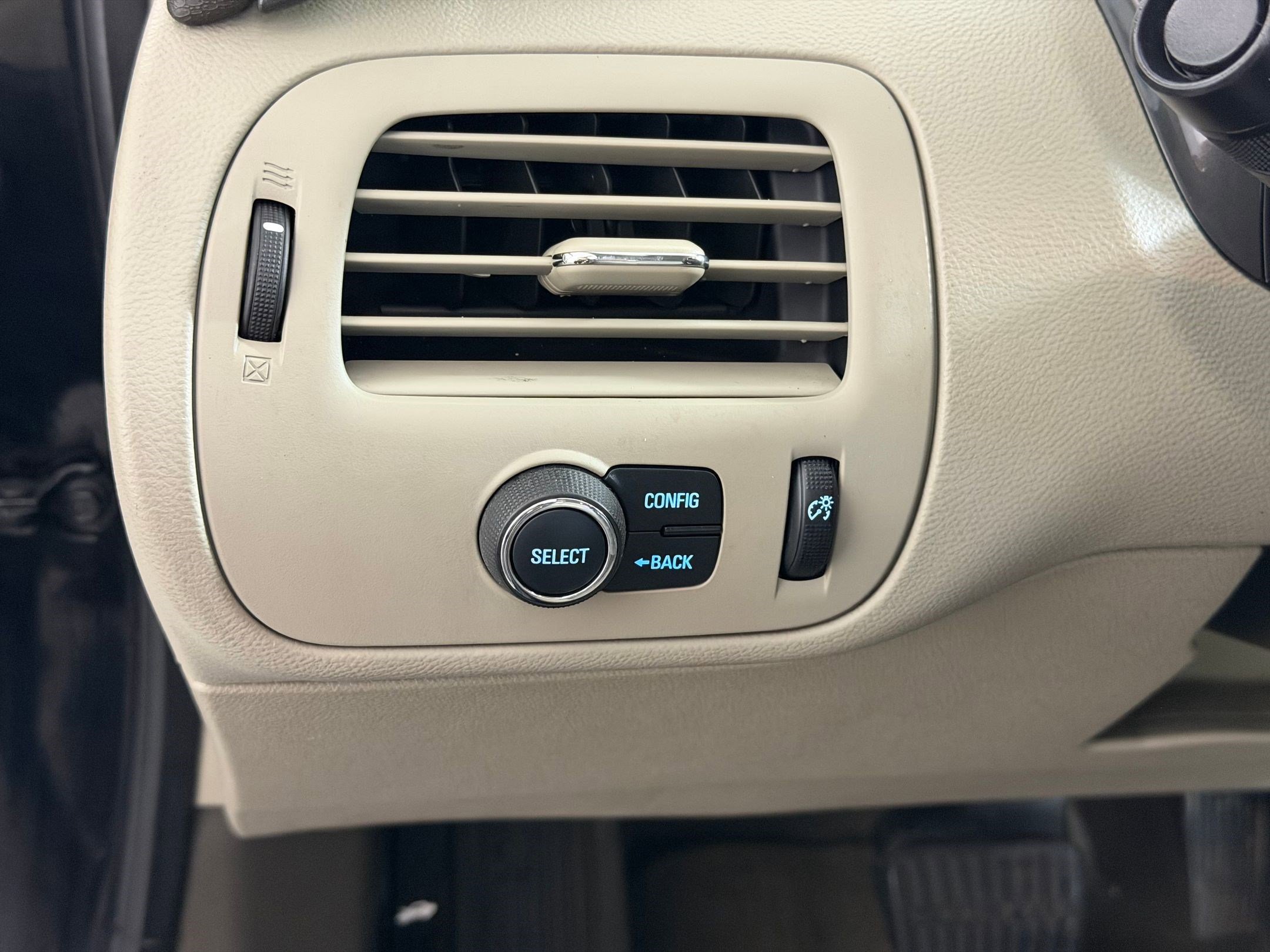 Used 2013 Chevrolet Volt image 24