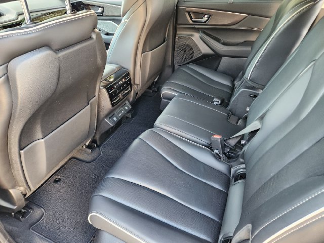 Used 2023 Acura MDX w/ Advance Package AWD/4WD image 36
