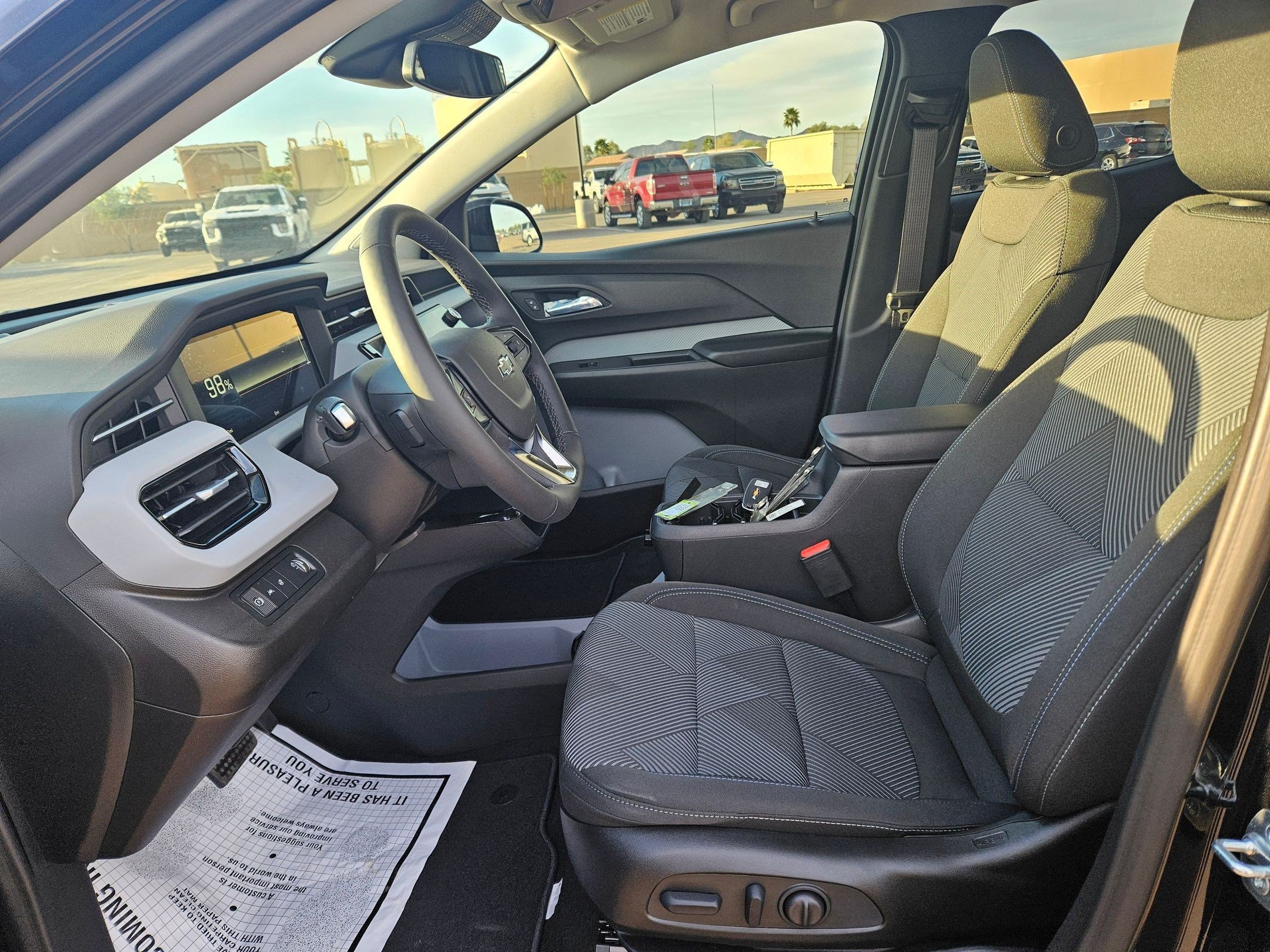New 2027 Chevrolet Bolt LT w/ Comfort Package FWD image 17