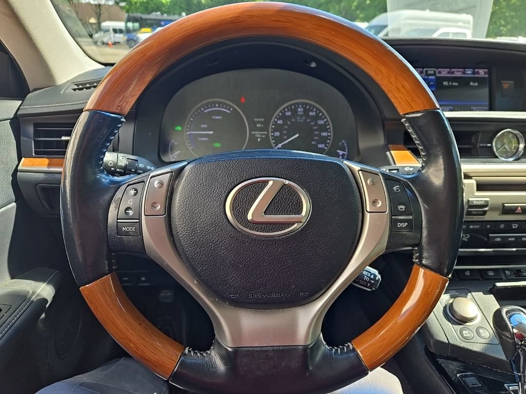 Used 2013 Lexus ES 300h w/ Luxury Pkg FWD image 11