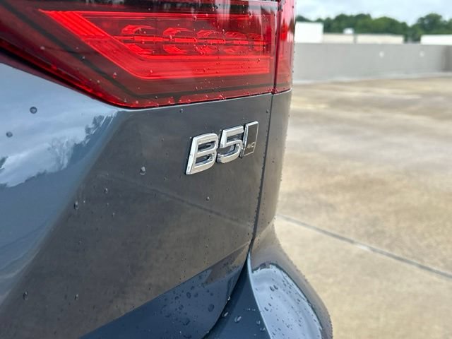 Certified 2025 Volvo V60 B5 Cross Country Plus AWD/4WD image 37