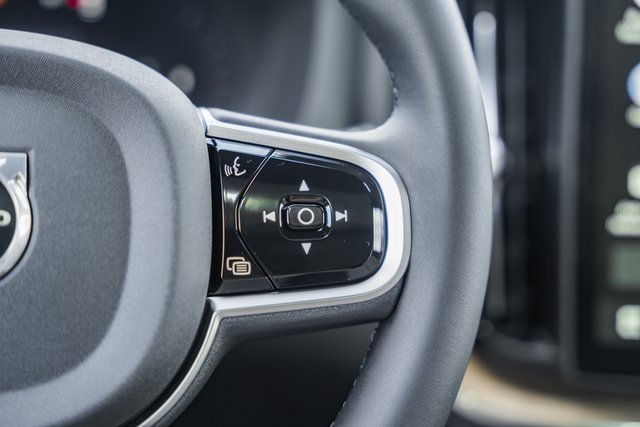 New 2026 Volvo XC60 B5 Plus w/ Protection Package Premier image 29