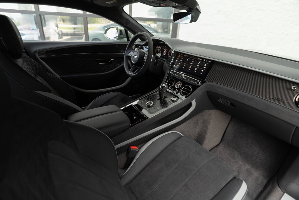 Used 2025 Bentley Continental GT Speed image 44