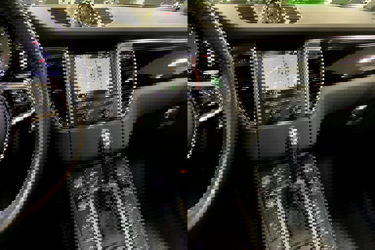 Used 2016 Porsche Macan S image 6