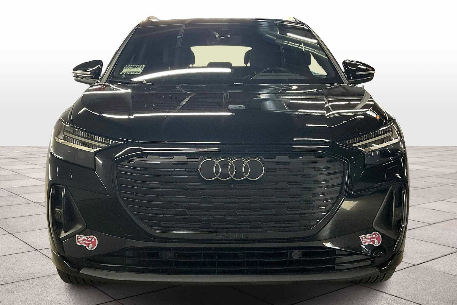 Certified 2023 Audi Q4 e-tron Prestige w/ Black Optic Package image 3