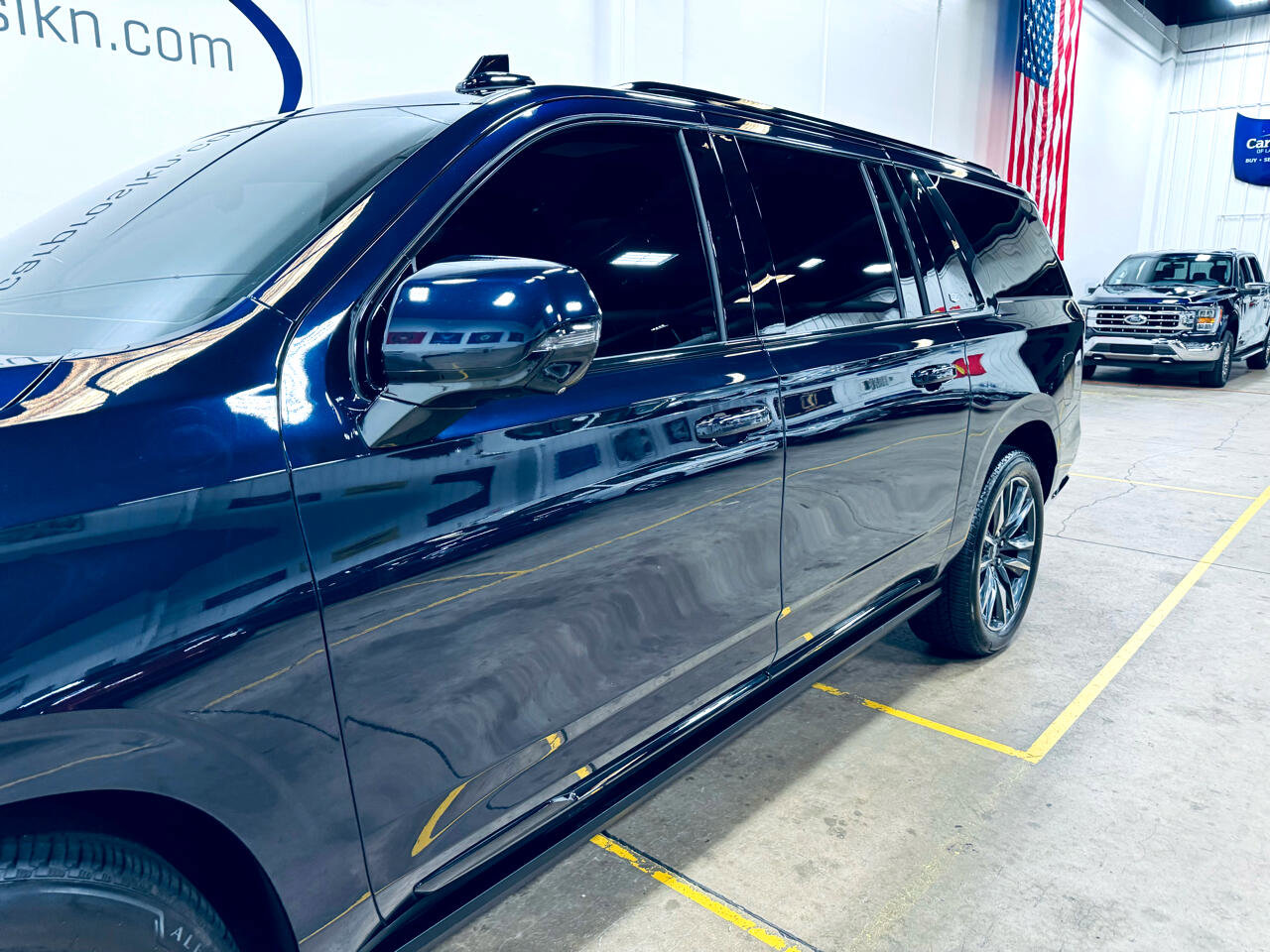 Used 2024 Cadillac Escalade ESV Sport Platinum image 21