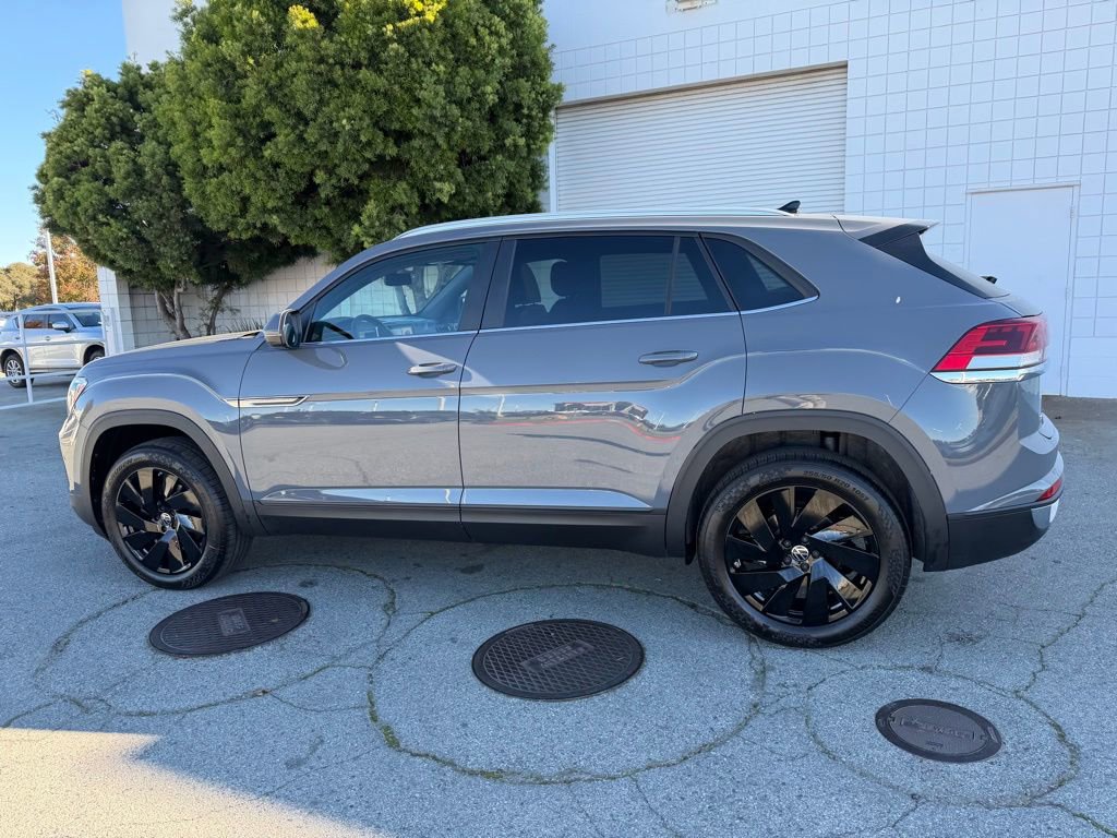 New 2026 Volkswagen Atlas Cross Sport SE image 3